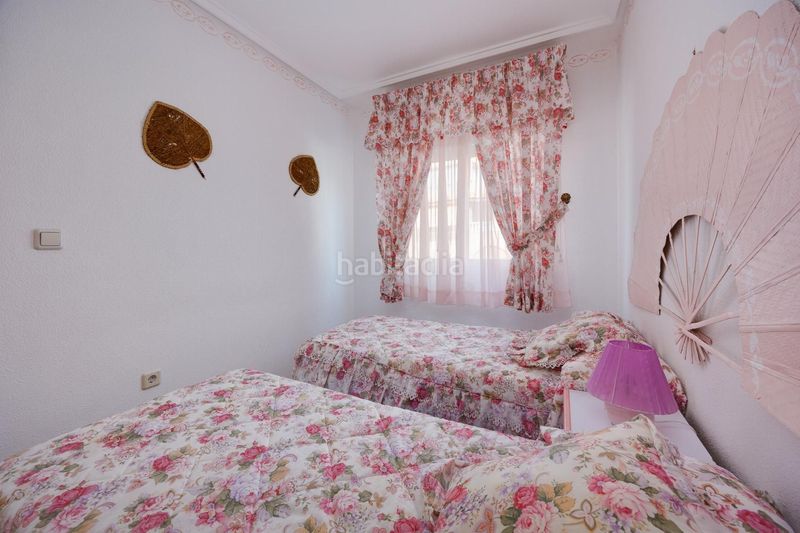 Foto 3c9ff619-edda-4b8f-874b-ec2d03a92eb8. Apartament amb piscina a Miramar - Torre del Moro Torrevieja