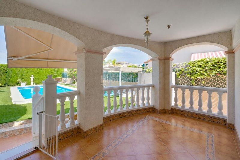 Foto b1de2e4c-32a1-4f32-9c3f-e2c2da702e83. Casa en San Fulgencio
