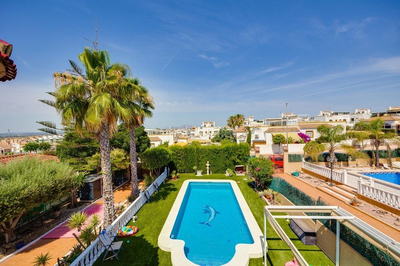 Foto b7bb7ae1-88b6-43f1-9ac8-385115fce5a8. Casa en San Fulgencio