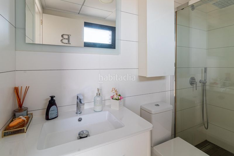 Foto c7fd8bf4-76a7-4b59-a0dc-a8128c80da00. Casa adossada amb calefacció piscina a La Regia Orihuela