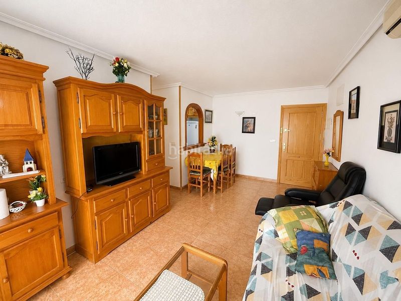 Foto 91c586f4-25eb-4f24-90d8-595434e829a9. Apartament amb piscina a Antonio Machado Torrevieja
