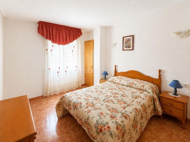 Foto f26f1e32-0041-4c5f-8059-4a3bba1b809e. Apartament amb piscina a Antonio Machado Torrevieja