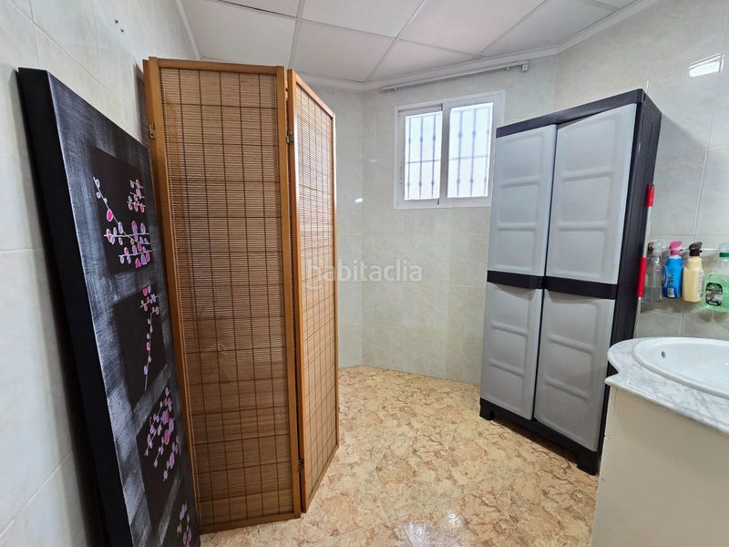 Foto 833936f2-f987-4623-858d-16b960fd3911. Local comercial a Antonio Machado Torrevieja