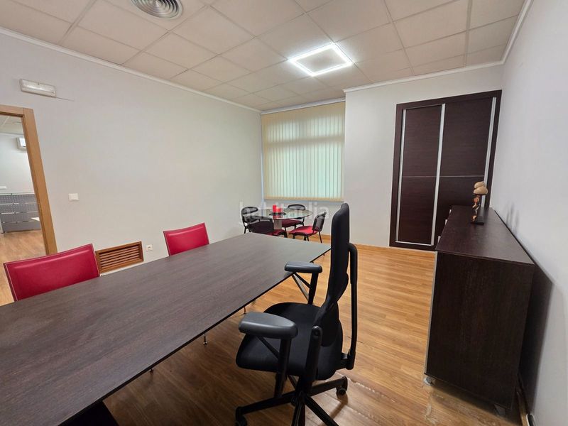 Foto b15451a2-c6de-4fed-b445-dd96e312c485. Local comercial a Antonio Machado Torrevieja