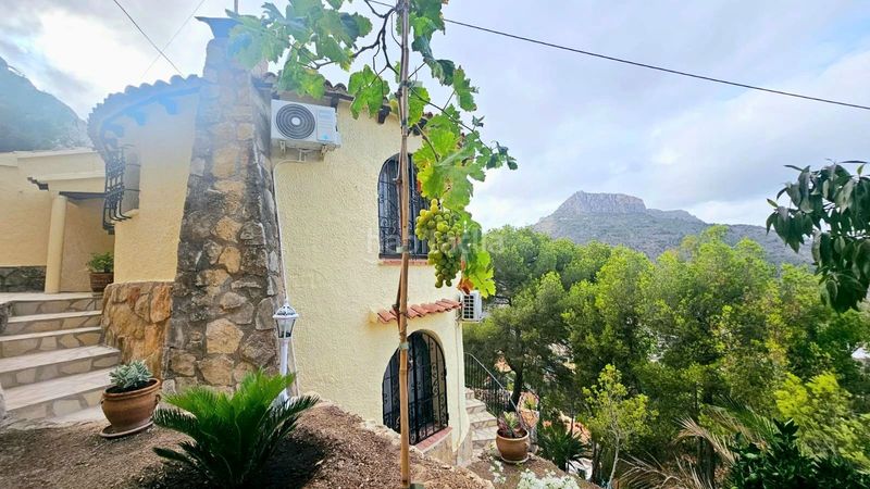 Foto b635a03a-e59d-4dcf-8a86-d2a5a0cebd9d. Casa a Maryvilla Calp