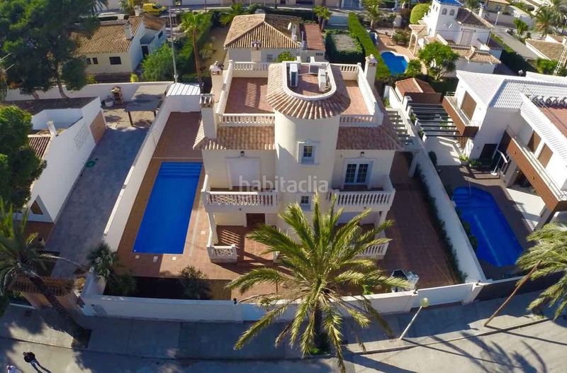 Foto 3a76a14c-c596-4958-902c-12a872446a86. Casa a Cabo Roig Orihuela