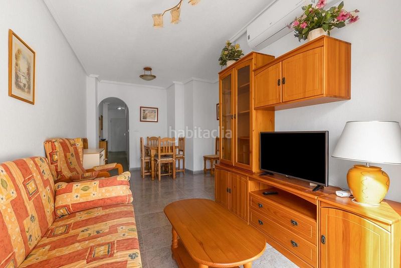 Foto 4ef0376a-9000-49c3-9575-73e781cf0cf9. Apartament amb piscina a Zona Playa de los Locos Torrevieja