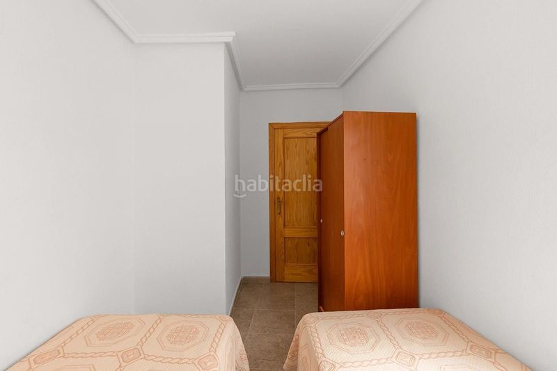 Foto 872cb8eb-2af1-4d63-bd11-3756e37e2850. Apartament amb piscina a Zona Playa de los Locos Torrevieja