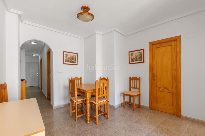 Foto afb96493-6df9-4149-b52e-611b0d397a0e. Apartament amb piscina a Zona Playa de los Locos Torrevieja
