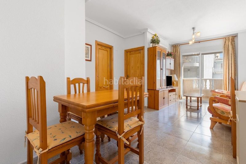 Foto bcd85d68-6cfe-4984-b223-03683746f6a0. Apartament amb piscina a Zona Playa de los Locos Torrevieja