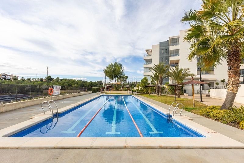 Foto 1414d7a1-617f-493e-b330-2ea856810759. Apartament amb piscina a Villamartín-Las Filipinas Orihuela
