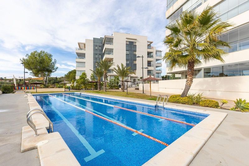 Foto 15ecb7b8-78d6-4190-b78a-02cc2320dd28. Apartament amb piscina a Villamartín-Las Filipinas Orihuela
