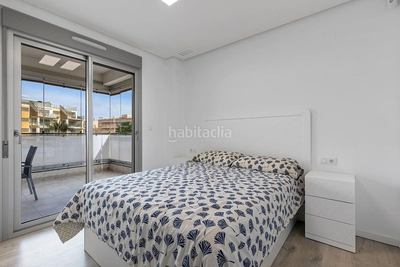 Foto 1b94419d-b44f-404d-95a8-8b4cc0e92f31. Apartament amb piscina a Villamartín-Las Filipinas Orihuela