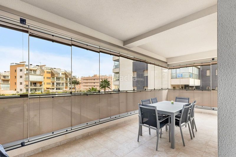 Foto 5d95a706-4037-4576-9853-2bb36c8315f7. Apartament amb piscina a Villamartín-Las Filipinas Orihuela