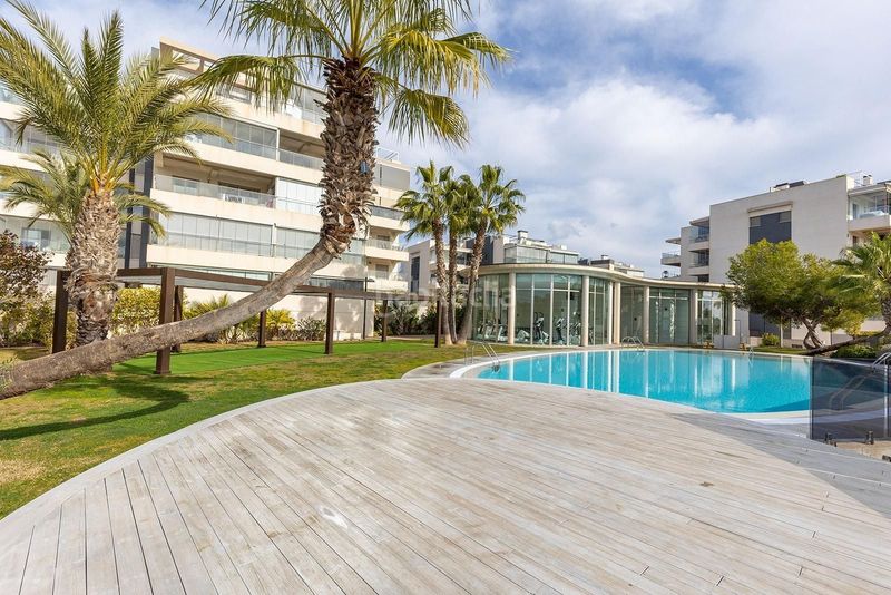 Foto 5fdcac8a-2851-4238-be65-65c687bc6e81. Apartament amb piscina a Villamartín-Las Filipinas Orihuela