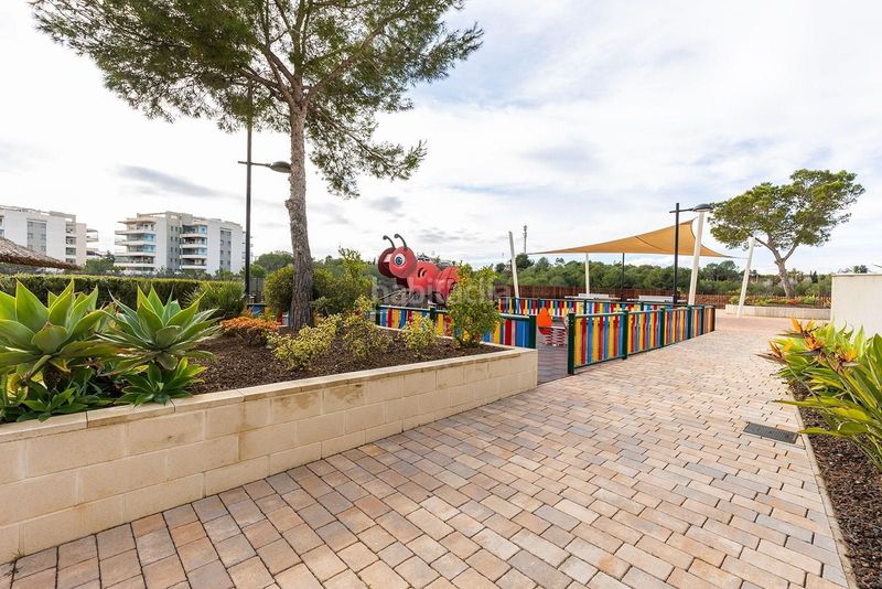 Foto a037682e-a539-4dbb-804f-20bc0b4128df. Apartament amb piscina a Villamartín-Las Filipinas Orihuela