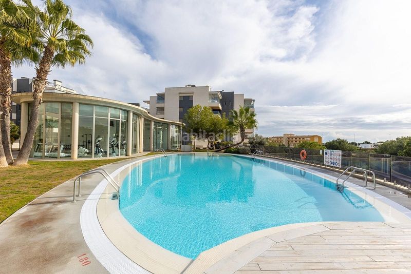 Foto c65d1421-151d-41a2-8a0d-5868d7f488ac. Apartament amb piscina a Villamartín-Las Filipinas Orihuela