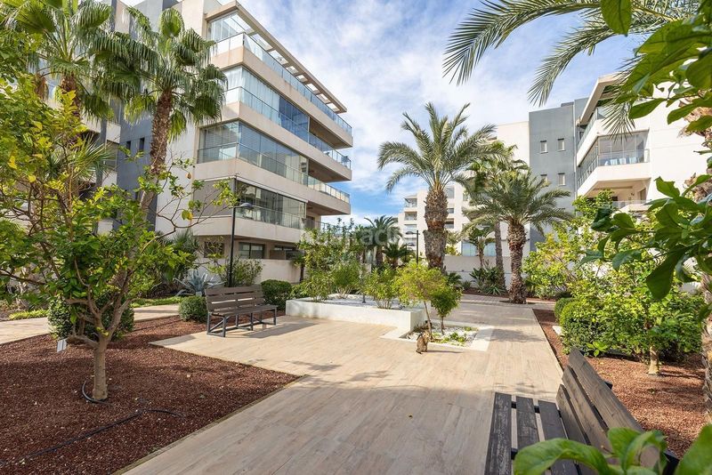 Foto c99f0210-313e-445e-bcf3-46d9772ad3ed. Apartament amb piscina a Villamartín-Las Filipinas Orihuela