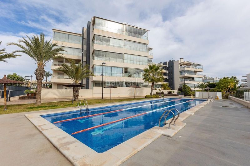 Foto ecad6c5a-599f-42bb-8c4f-88e4e032d841. Apartament amb piscina a Villamartín-Las Filipinas Orihuela
