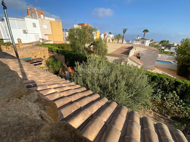 Foto 98c974fc-2211-4ea8-837f-a27cee82a09d. Casa amb calefacció piscina a Los Balcones y los Altos Orihuela