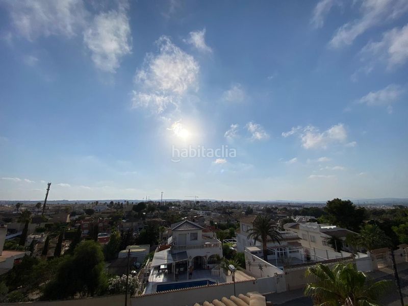 Foto 9a99c2aa-6898-4347-b569-99c2568eea83. Casa amb calefacció piscina a Los Balcones y los Altos Orihuela