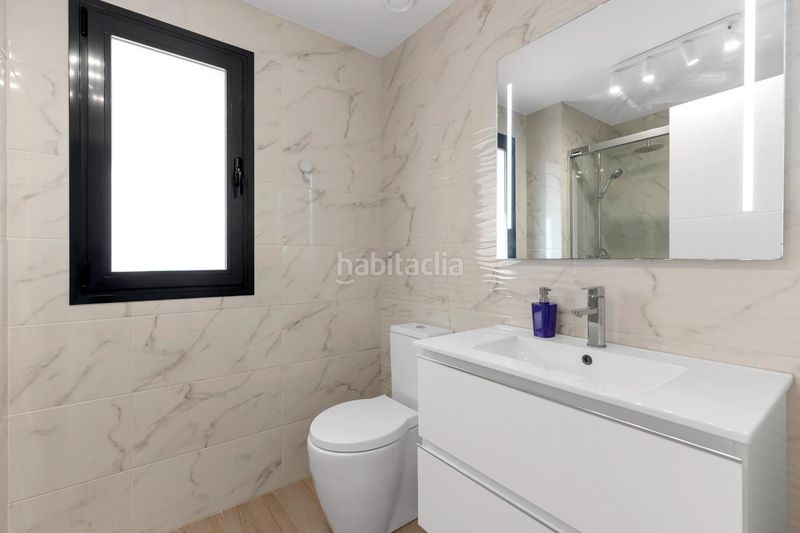 Foto 52dfe3ad-79f9-4437-b3b4-e8b2cde6bef7. Apartament amb piscina a Villamartín-Las Filipinas Orihuela