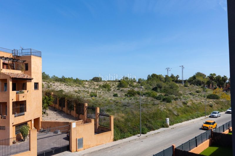 Foto 534d2965-555c-4818-8294-d34da32c0faf. Apartament amb piscina a Villamartín-Las Filipinas Orihuela