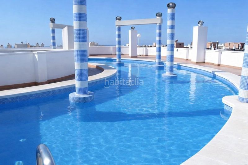 Foto 3e166325-8873-43e3-ac9e-c5318c4ea6f2. Àtic amb piscina a Parque Acuático - Sector 25 Torrevieja