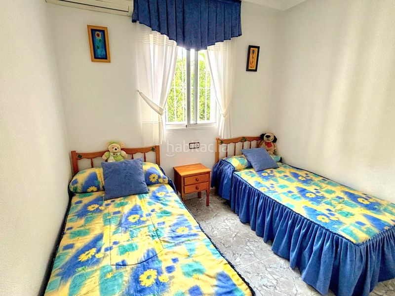 Foto bd5bdd8e-e2ce-4613-83f0-d2f3534ce666. Casa adossada amb piscina a Aguas Nuevas Torrevieja