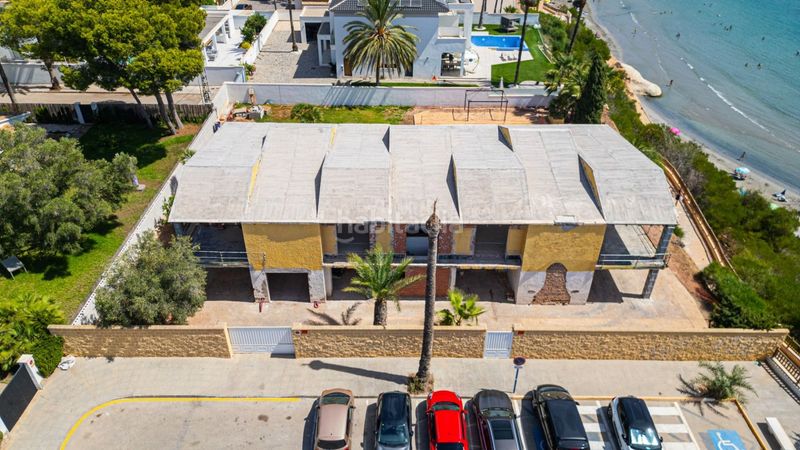 Foto 01d57b7f-4353-48d6-a948-885d4ec690a7. Casa amb piscina a Cabo Roig Orihuela