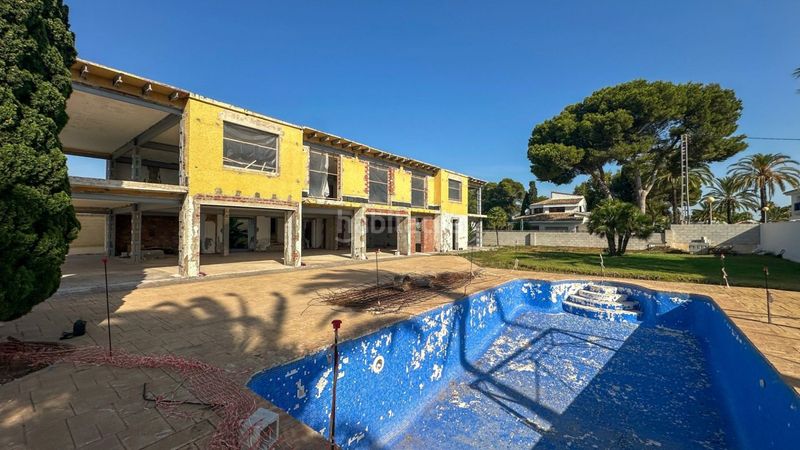 Foto 326615c1-9430-4f3d-bc93-d3d1537e896c. Casa amb piscina a Cabo Roig Orihuela