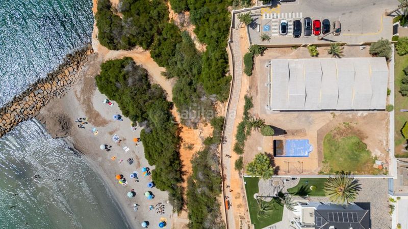 Foto 77a93fdd-3534-46a0-bba1-c8a829368583. Casa amb piscina a Cabo Roig Orihuela