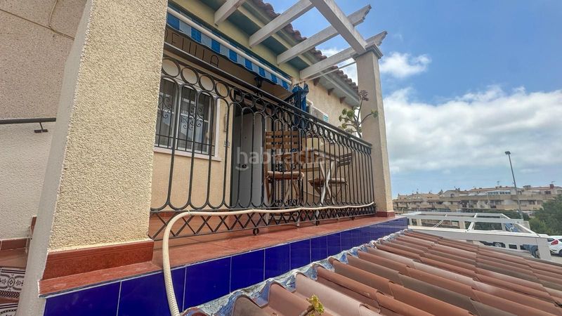 Foto 61c6250a-1901-4669-8298-4a9b811ddc13. Casa amb piscina a Playa Flamenca Orihuela