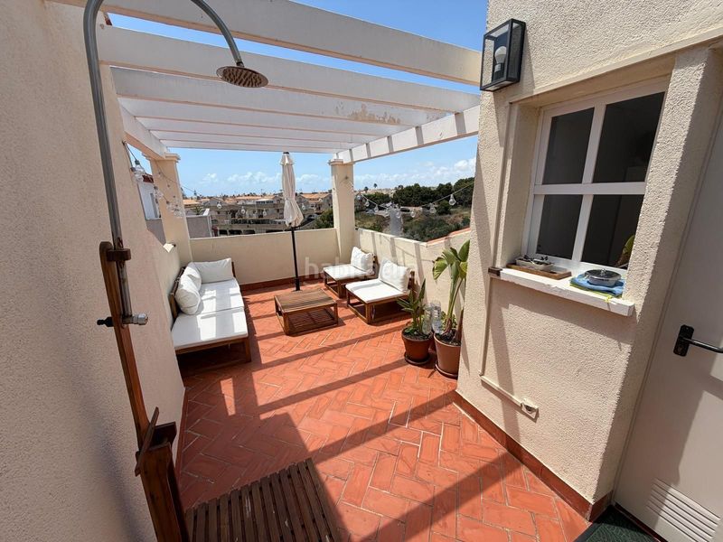 Foto 7d4b829d-9e88-4c56-818b-0ebc56cc3691. Casa amb piscina a Playa Flamenca Orihuela