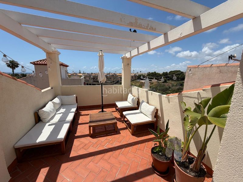 Foto 95c65d64-8e1b-4eb9-a696-f6223f45bb48. Casa amb piscina a Playa Flamenca Orihuela