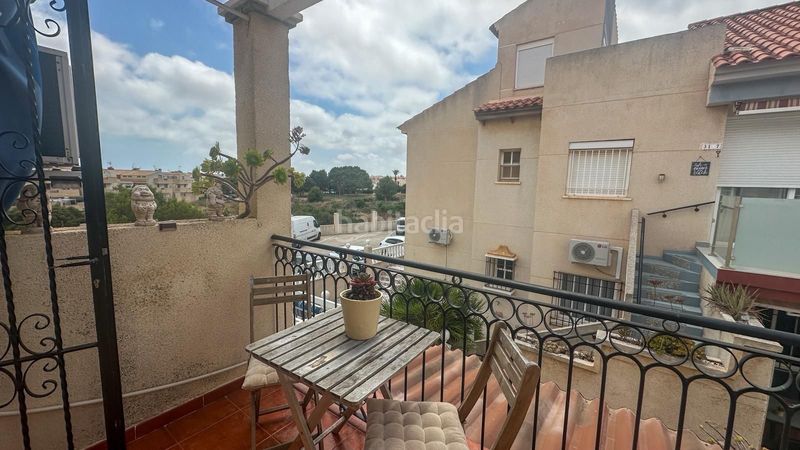 Foto ad2fcc0b-1bfd-46b7-94b3-a06202738f9f. Casa amb piscina a Playa Flamenca Orihuela