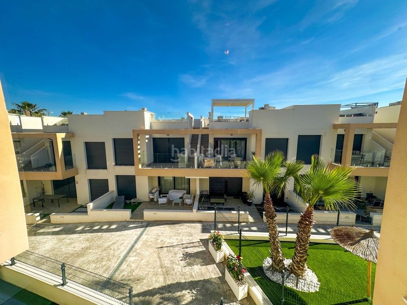 Foto 863d63b0-1b9a-4396-b05b-b34b1a30546e. Casa amb piscina a Los Almendros Orihuela