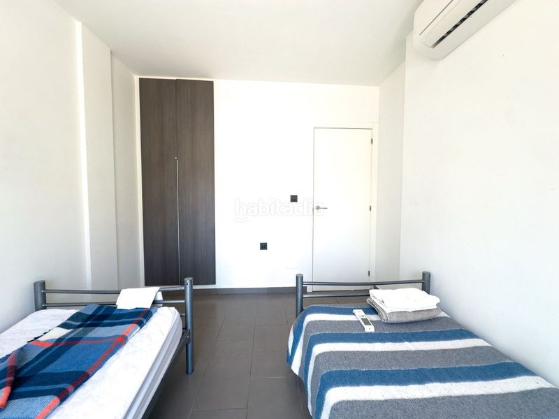 Foto 5bc3ddfe-ff75-4796-89ab-9d5f29f924fb. Casa amb piscina a La Zenia Orihuela