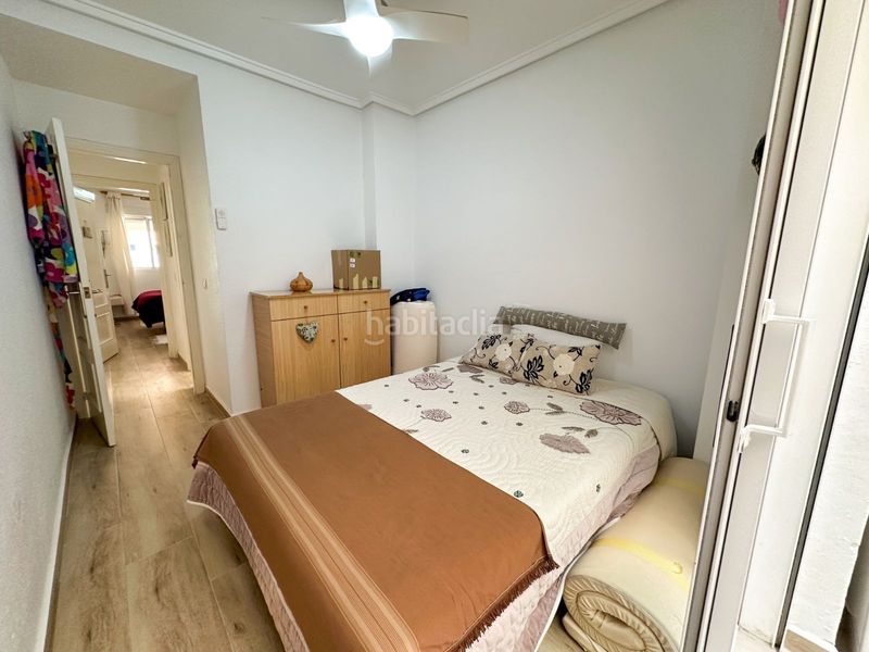 Foto ac059602-ee64-4c3c-9f3e-05623f542d46. Apartment in Las Piscinas Naturales Torrevieja