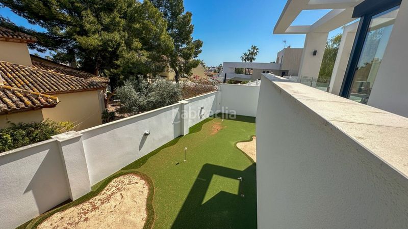Foto 3039a385-ee15-467c-b6c7-e4f4b5887f17. Casa amb calefacció a Cabo Roig Orihuela