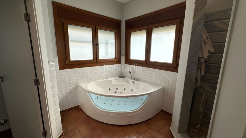 Foto 23806b13-aa9c-450d-8f91-838545ce0913. Casa amb calefacció piscina a Campoamor Orihuela