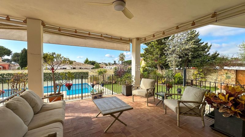 Foto 6ddd31ef-1f7f-4597-9280-e2dd7538f37d. Casa amb calefacció piscina a Campoamor Orihuela