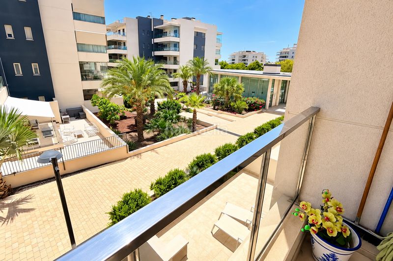 Foto b3355535-7bed-4303-868a-8ac8569d6091. Apartment with pool in Villamartín-Las Filipinas Orihuela