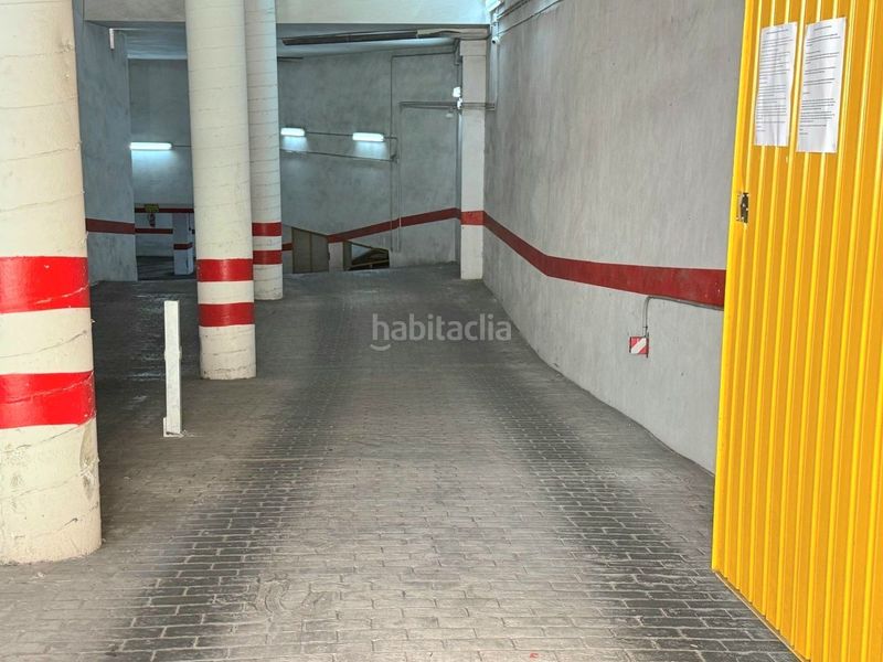 Foto 1e844c74-2c62-4524-a3d9-50bfdfc6289d. Autoparkplatz in Antonio Machado Torrevieja
