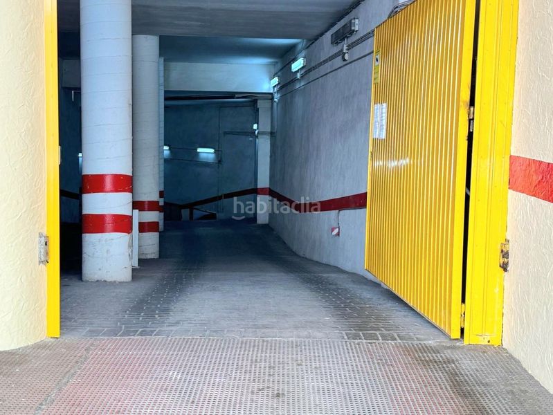 Foto d80e04e5-9b8b-42f7-9449-bb1c3904b329. Autoparkplatz in Antonio Machado Torrevieja
