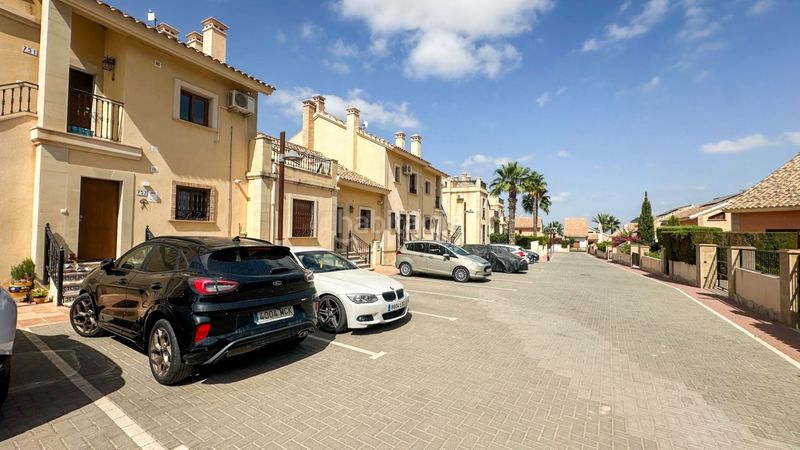 Foto 3c76071a-ebe9-4073-a8fe-eb25220392d0. Casa a schiera con piscina in Algorfa