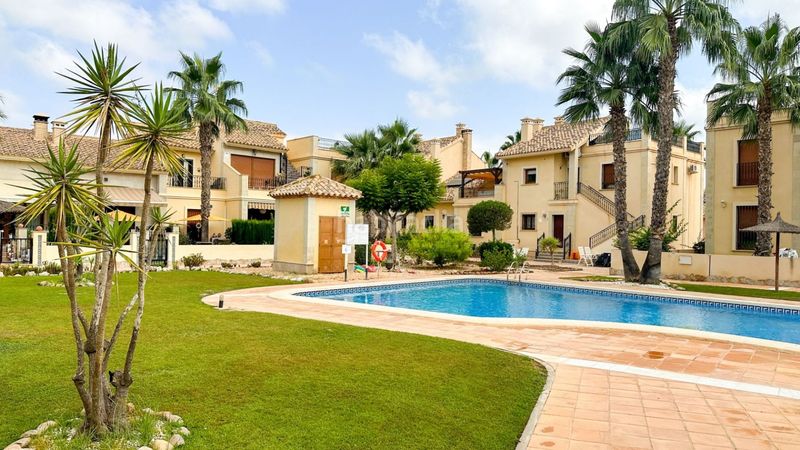 Foto af3ac853-4914-4162-af1b-03fad270b2cc. Casa a schiera con piscina in Algorfa