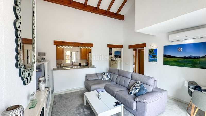 Foto b837c2a5-1c0c-42b6-89b7-c6a20c10218c. Casa a schiera con piscina in Algorfa