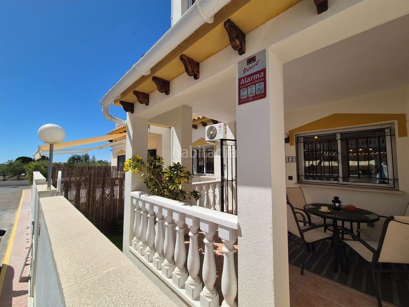 Foto df2450ba-ebc2-4f9b-ab37-4cd6c0d64edd. Semi detached house with pool in Los Balcones y los Altos Orihuela