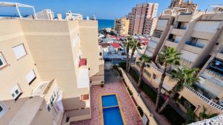 Àtic a Cabo Cervera. Apartamento dúplex distribuido en dos plantas, con solárium priv